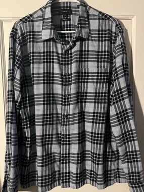 Vince Light Blue And Black Plaid Flannel Button-Down Shirt Men’s XL